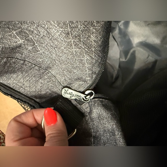 Thirty-One All Packed Duffle In Charcoal - Picture 9 of 10